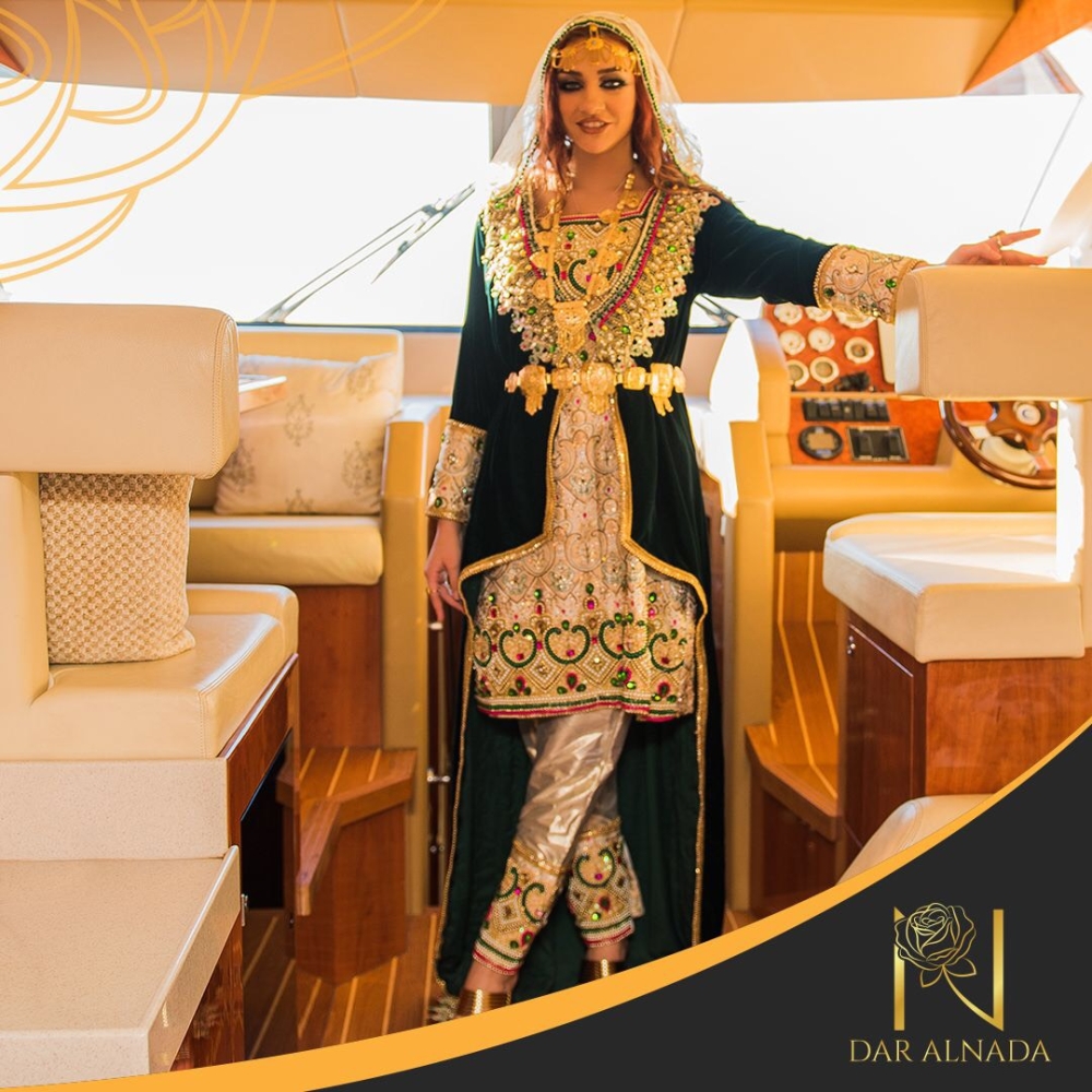 اجمل استايلات الملابس لأهل عمان , تصاميم ملابس عمانيه للعيد - اغراء القلوب